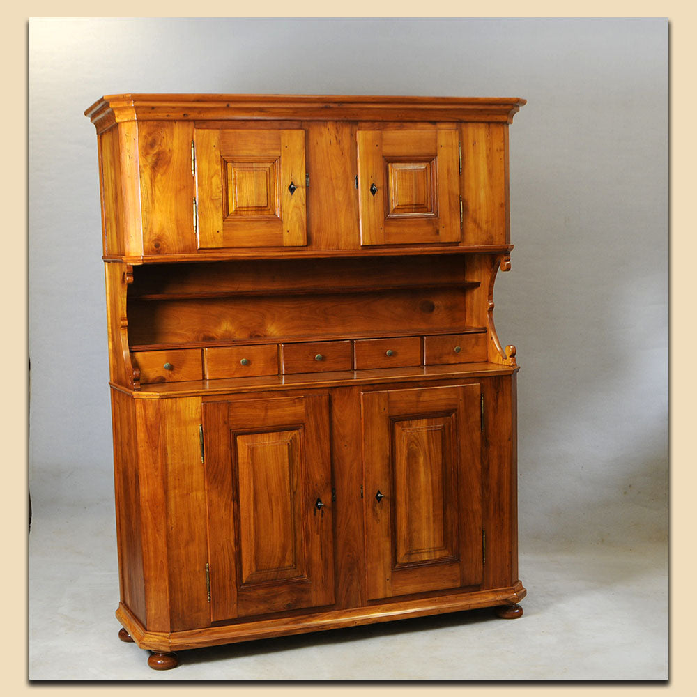 Nr. 4668 Biedermeier Buffet, Kirschbaum massiv, Schweiz um 1820