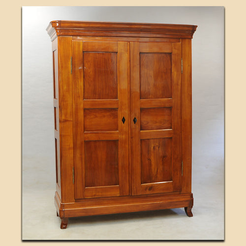 Biedermeier Schrank Nr. 4727, massiv Kirschbaum, süddeutsch um 1820