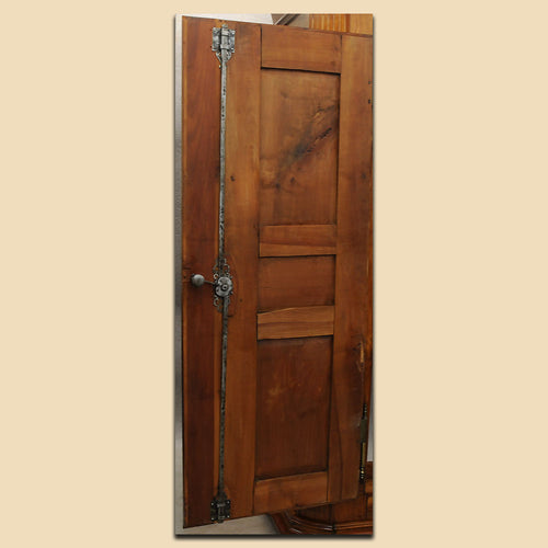 4769 Louis Seize Schrank, massiv Kirschbaum, süddeutsch um 1790