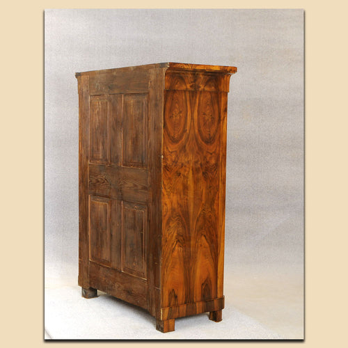 Nr. 4789 Biedermeier Sekretär, Nussbaum furniert, süddeutsch um 1840