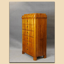 Laden Sie das Bild in den Galerie-Viewer, Nr. 4810 Biedermeier Chiffoniere (Herrenkommode), Kirschbaum furniert, süddeutsch um 1840