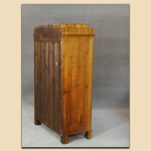 Nr. 4810 Biedermeier Sekretär, Kirschbaum furniert, süddeutsch um 1840