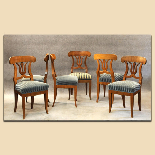 Nr. 4822 6 Biedermeier Schaufelstühle, Kirschbaum massiv, süddeutsch um 1820