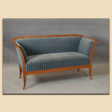 Laden Sie das Bild in den Galerie-Viewer, Nr. 4823 Sofa, Biedermeier, Kirschbaum massiv, süddeutsch um 1820
