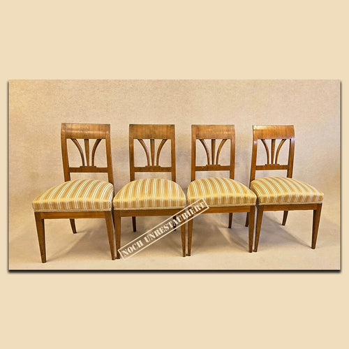 Nr. 4826 4 Polsterstühle, Biedermeier, Kirschbaum massiv und furniert, süddeutsch um 1820
