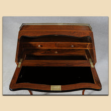 Laden Sie das Bild in den Galerie-Viewer, Nr. 4903 Damensekretär, Napoleon III. , Mahagoni furniert, Frankreich um 1860