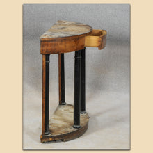Laden Sie das Bild in den Galerie-Viewer, 4927 Konsole, Biedermeier, Kirschbaum furniert, süddeutsch um 1820