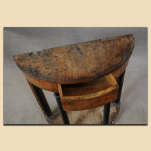 Laden Sie das Bild in den Galerie-Viewer, 4927 Konsole, Biedermeier, Kirschbaum furniert, süddeutsch um 1820
